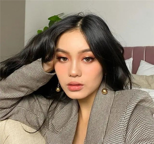 五官不立体的女生怎么悄悄变美遵循这两大点，立体小脸很简单  2020 妆容 自然 第2张