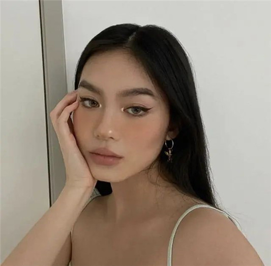 五官不立体的女生怎么悄悄变美遵循这两大点，立体小脸很简单  2020 妆容 自然 第8张