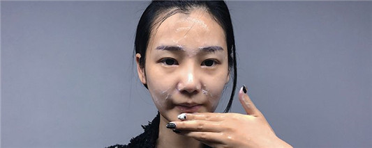 热水敷脸可以代替清洁面膜吗