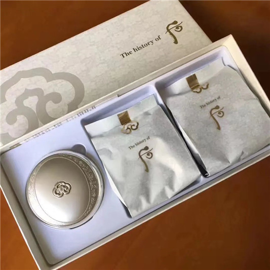 后美白气垫「美白亮肤，定妆持久」