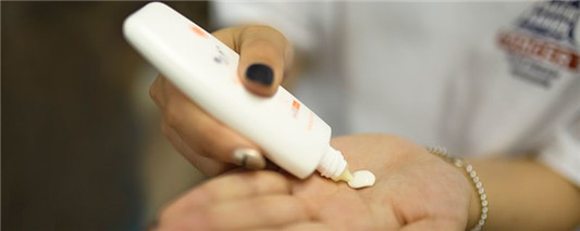 90ml安耐晒金软管真假