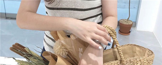 悦诗风吟指甲油色号