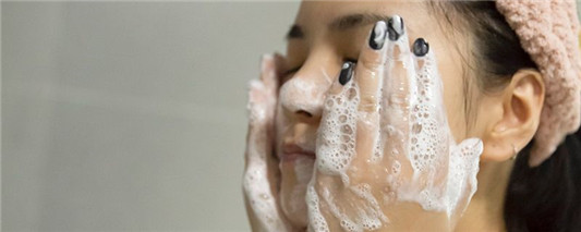 用过期洗面奶的危害