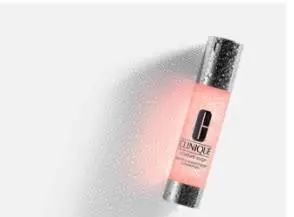 护肤老阿姨的亲身总结「分享几款网红精华液 实力排雷与种草」