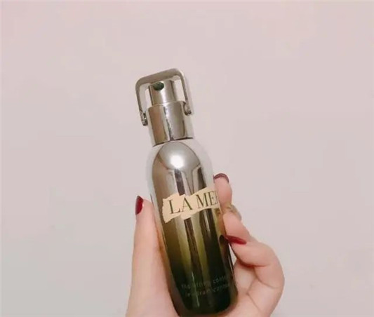 中年抗老效果好到爆的精华液「对抗暗沉 紧致提拉抗衰 逆转时光」  2020 精华 皮肤 第2张