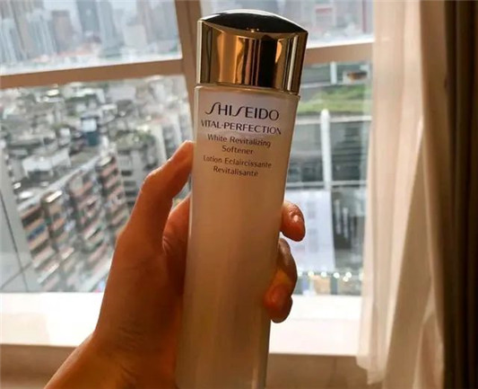 30岁女人直夸好用的水乳「悦薇不贵 SKII嫩肤强 怡丽丝尔温和」  2020 皮肤 水乳 第2张