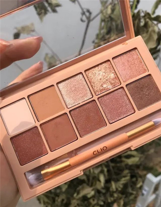 适合新手的绝美眼影盘「个个名气大还不贵 配色刷子一步到位」 2020 眼影 新手 第9张 适合新手的绝美眼影盘「个个名气大还不贵 配色刷子一步到位」 2020 眼影 新手 第9张