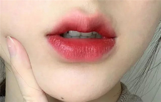 2020春季新色「MAC无印风盛行,香奈儿重金难求,个个都开挂」 2020 口红 px 第3张 2020春季新色「MAC无印风盛行,香奈儿重金难求,个个都开挂」 2020 口红 px 第3张