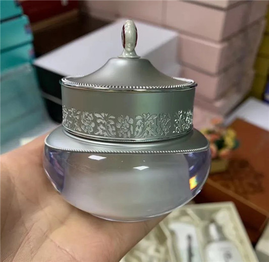 Whoo后7月美白四件套「淡化色斑,肌肤呈现纯净光滑质感」 2020 肌肤 美白 第4张 Whoo后7月美白四件套「淡化色斑,肌肤呈现纯净光滑质感」 2020 肌肤 美白 第4张