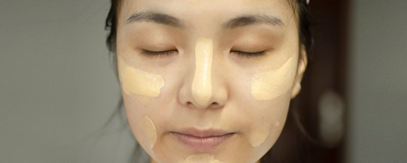 红地球粉底液真假