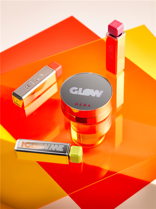 赫妍HERA光感出镜限定系列新品C位出道