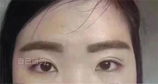 今年大热野生眉最适合亚洲人「要想画得好 眉尖一定要甩出去」  眉笔 眉毛 化妆 第6张
