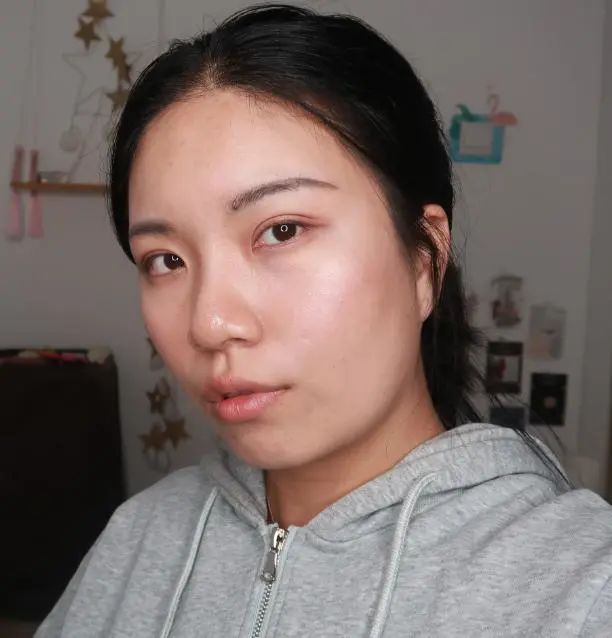 油皮夏天不好混「学会7个护肤技巧 清爽舒适轻松拥有」  油皮 护肤 第2张