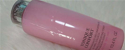 娥佩兰薏仁水适合敏感肌用吗