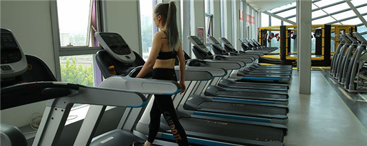 化妆跑步会对皮肤有害吗 皮肤 第1张 化妆跑步会对皮肤有害吗 皮肤 第1张