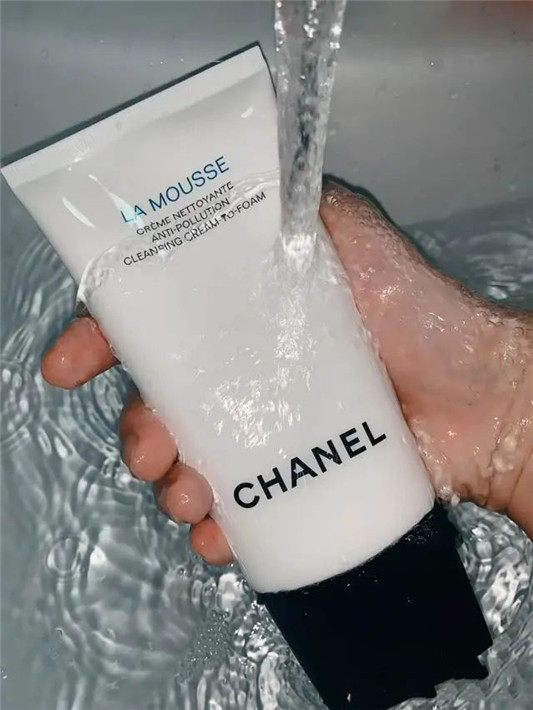 贵妇级洗面奶,每使用一次几十块就没了 贵妇 洗面奶 种草 第11张 贵妇级洗面奶,每使用一次几十块就没了 贵妇 洗面奶 种草 第11张