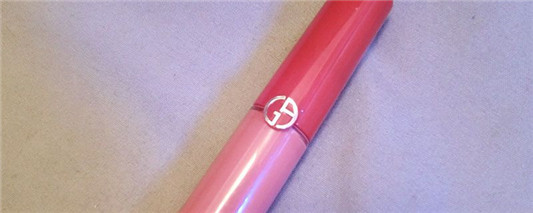 阿玛尼口红真假400