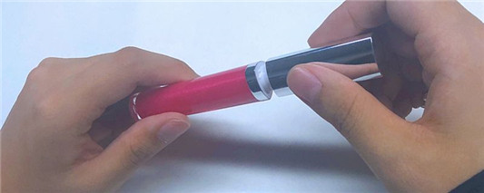 中老年适合什么颜色的口红