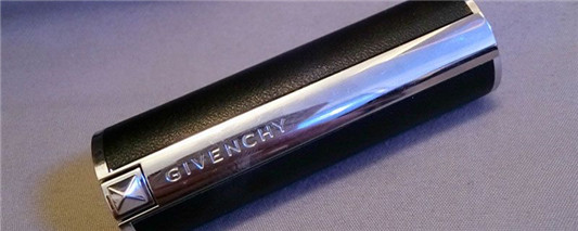 纪梵希小羊皮306真假