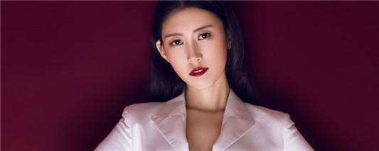 牛血色口红是什么颜色