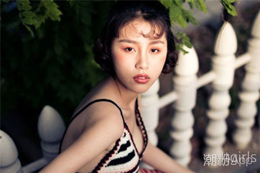 上班适合涂什么颜色口红，让你一整天气色满满  口红 第3张