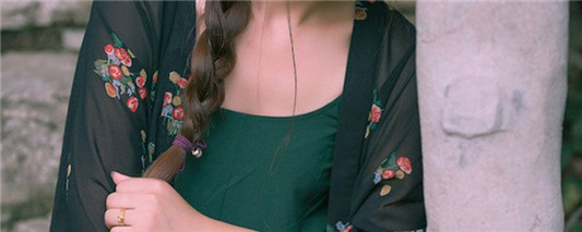 碎花裙穿起来土是为什么，选择合适的样式很重要  美甲 第2张