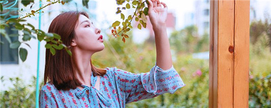 秋天用涂防晒霜吗