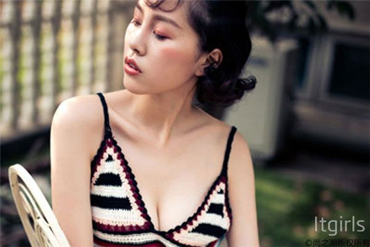 化了妆怎么补防晒霜，正确的补防晒步骤是什么  防晒霜 第3张