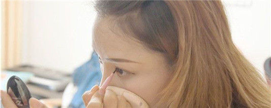 化妆步骤和所需要的化妆品