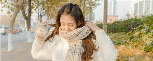 化妆戴口罩怎样不花妆