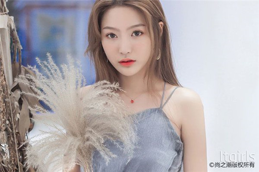 怎样化妆又好看又减龄，永远停留在十八岁