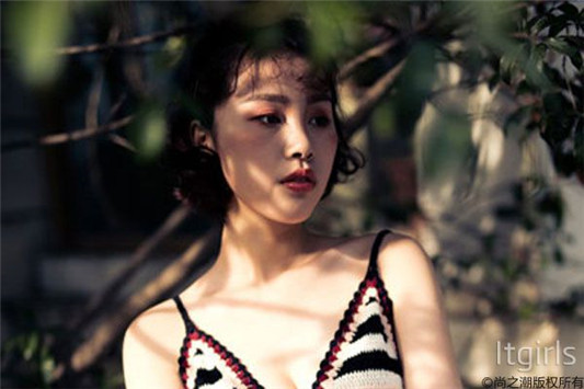 眼影不显色怎么办，小技巧让你轻松上色  化妆 眼影 第3张