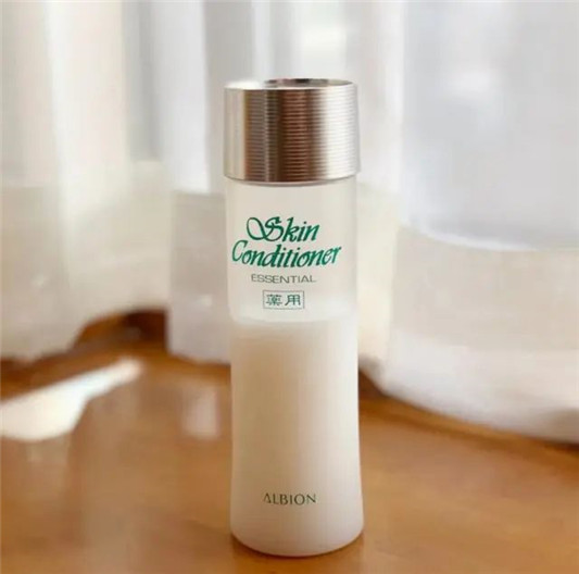 盘点5款最适合混油肌的爽肤水  爽肤水 混合肌 第5张