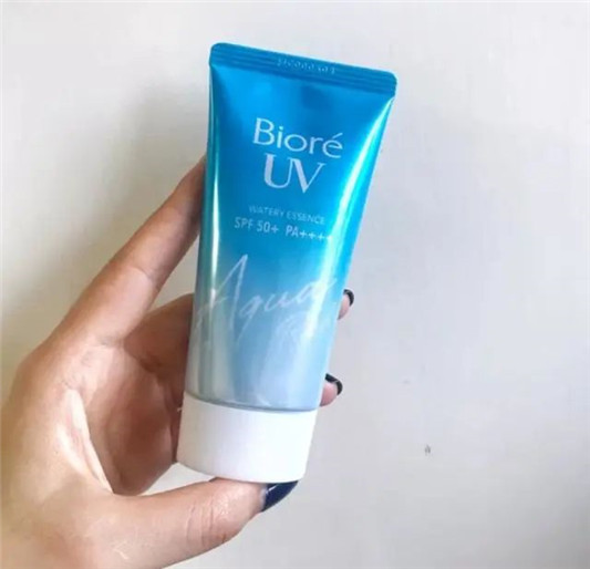 最适合学生党的护肤品盘点，便宜又好用  便宜 护肤品 第2张