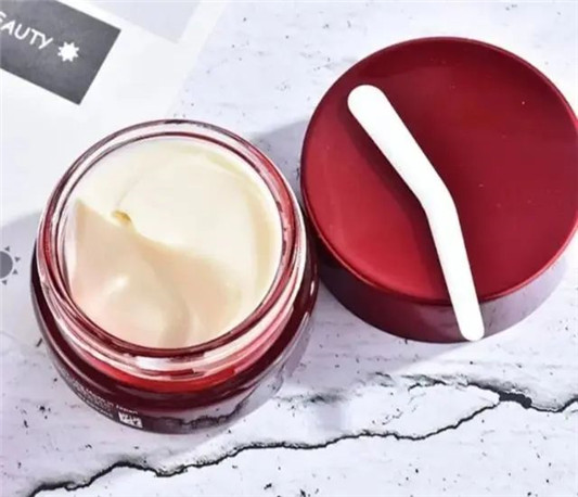 四款全网最火爆的抗老眼霜，25岁以上女人必备  25岁 抗老 眼霜 第5张