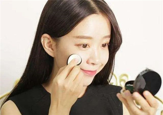 气垫综合排名最好用是这5款「DW持妆 阿玛尼更清透」