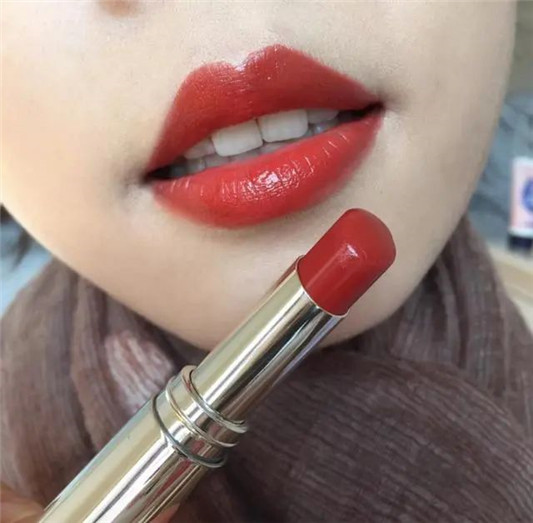 2020夏季口红推荐,女人必备的五支口红 口红 第6张 2020夏季口红推荐,女人必备的五支口红 口红 第6张