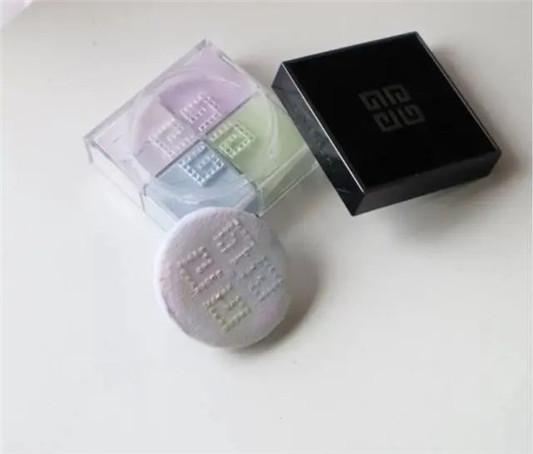 5款在夏天适合油皮混油肌的散粉大合集 散粉 第3张 5款在夏天适合油皮混油肌的散粉大合集 散粉 第3张