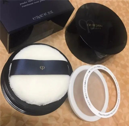 5款在夏天适合油皮混油肌的散粉大合集 散粉 第6张 5款在夏天适合油皮混油肌的散粉大合集 散粉 第6张