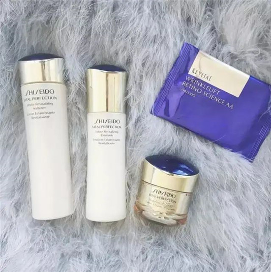 11款日本护肤界的传奇水乳推荐，换季的时候没它你就输了  日本 水乳 护肤 第5张