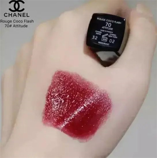 2020上半年关注度最高的口红，快来看看你化妆包里有几支吧  口红 第11张