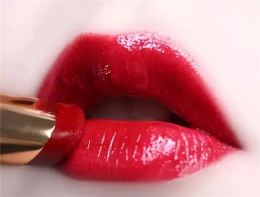 2020上半年关注度最高的口红，快来看看你化妆包里有几支吧  口红 第12张