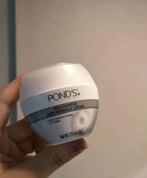 别让颈纹暴露了年龄,这5款颈纹霜去颈纹很有用 颈纹 颈纹霜 第4张 别让颈纹暴露了年龄,这5款颈纹霜去颈纹很有用 颈纹 颈纹霜 第4张