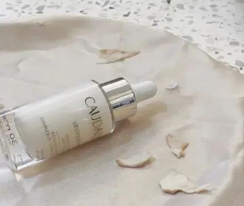 大牌精华合集「高能小棕瓶质地更黏稠 小黑瓶保湿效果不错」  精华 小棕瓶 小黑瓶 第3张