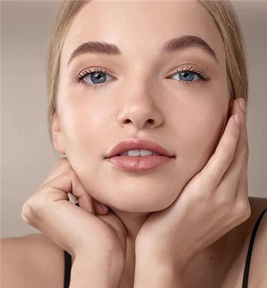 BOBBI BROWN芭比波朗羽柔蜜粉饼  BROWN 芭比波朗 粉饼 第2张