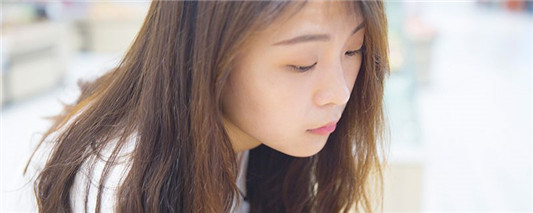 头发干枯可以软化吗