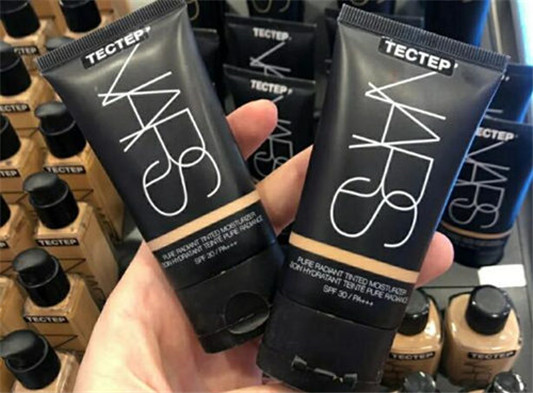 NARS首款素颜霜好不好用,测评分析  NARS 素颜霜 彩妆 第1张