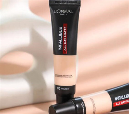 持妆效果好口碑高的产品选哪些，推荐这些产品