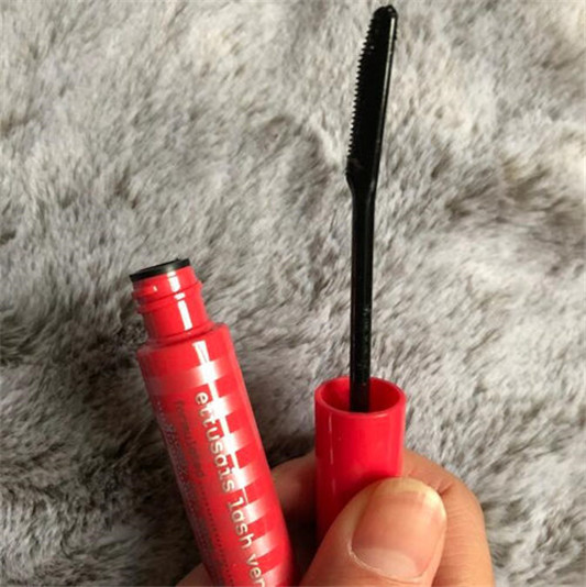 哪个品牌的睫毛膏防水不晕妆,试试这几款 睫毛膏 彩妆 第4张 哪个品牌的睫毛膏防水不晕妆,试试这几款 睫毛膏 彩妆 第4张