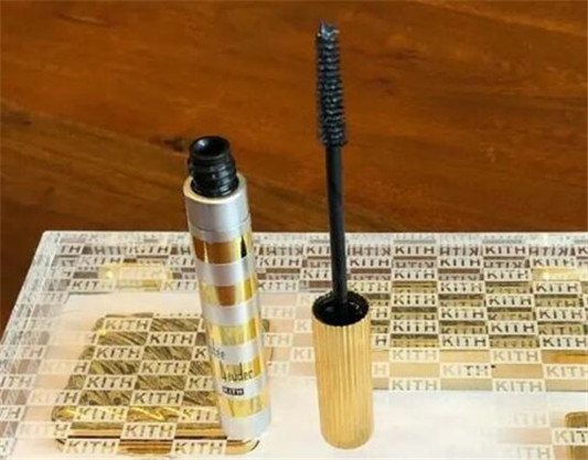 雅诗兰黛Kith联名**高定彩妆怎么样 雅诗兰黛 Kith 彩妆 第6张 雅诗兰黛Kith联名**高定彩妆怎么样 雅诗兰黛 Kith 彩妆 第6张